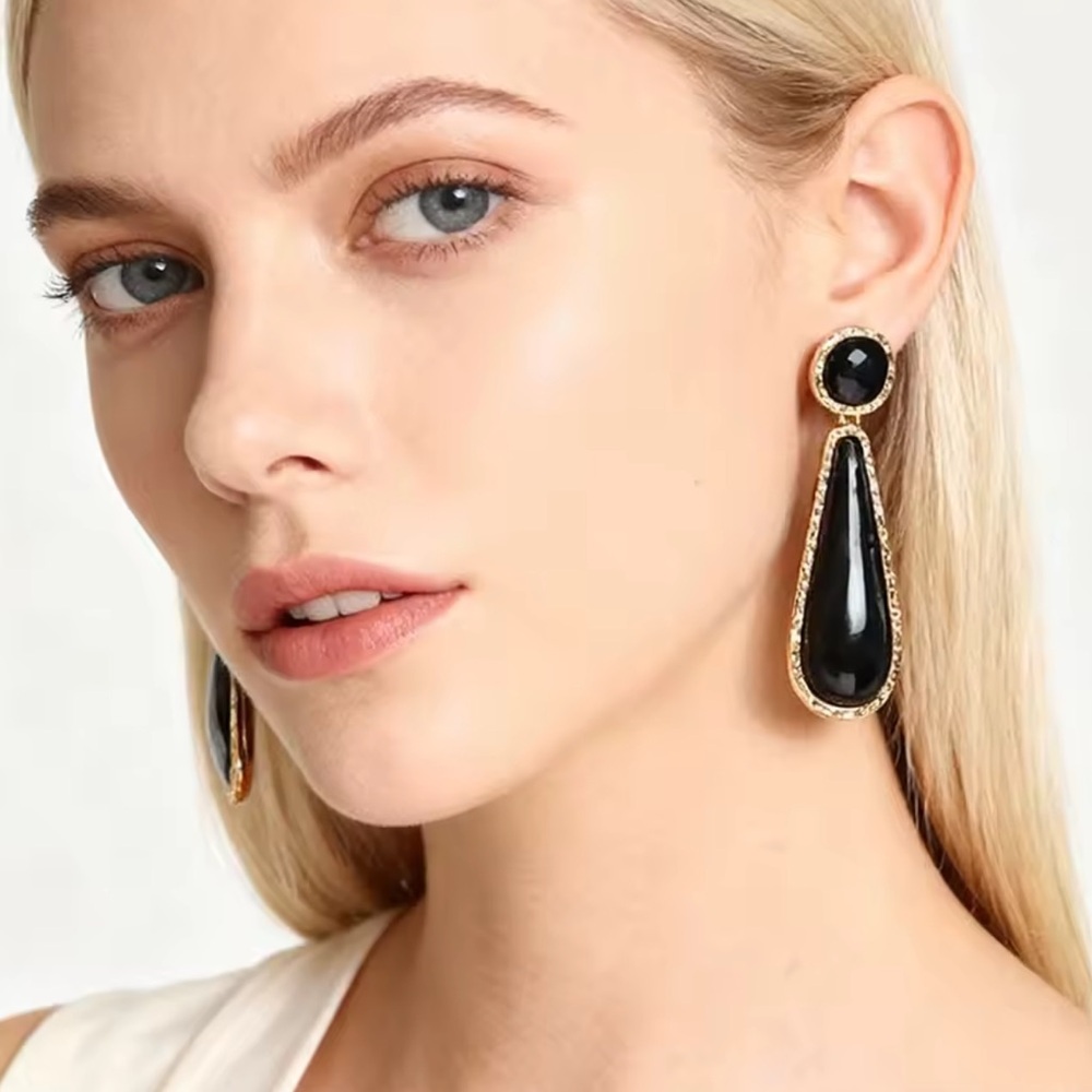 Modern Black Gold Earrings